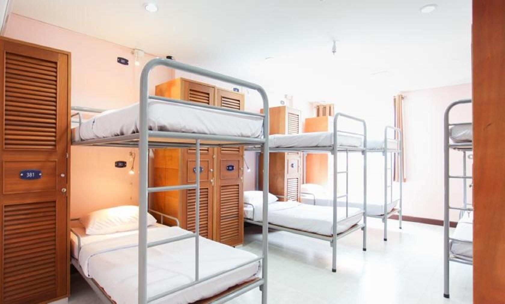 Royal Express Inn Bangkok Exteriör bild